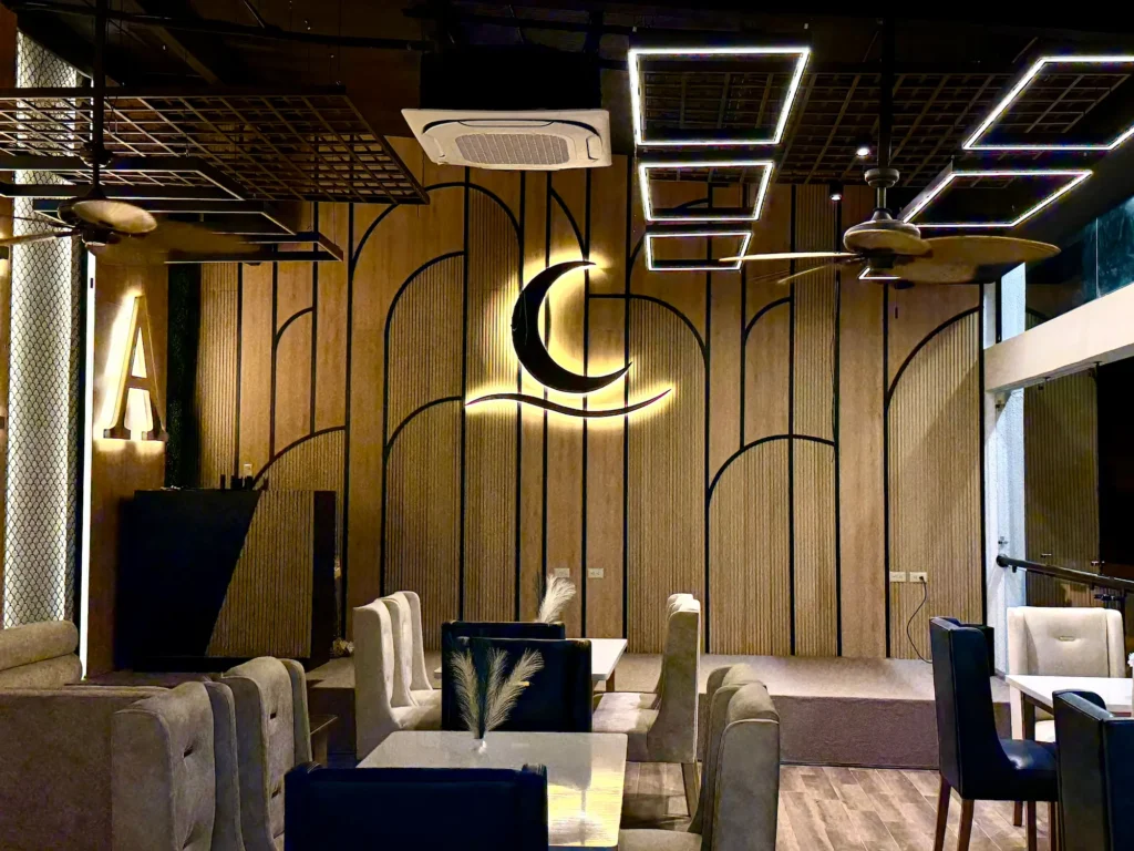 Ambiente romántico para cenar en Manta vista al mar Luuma
