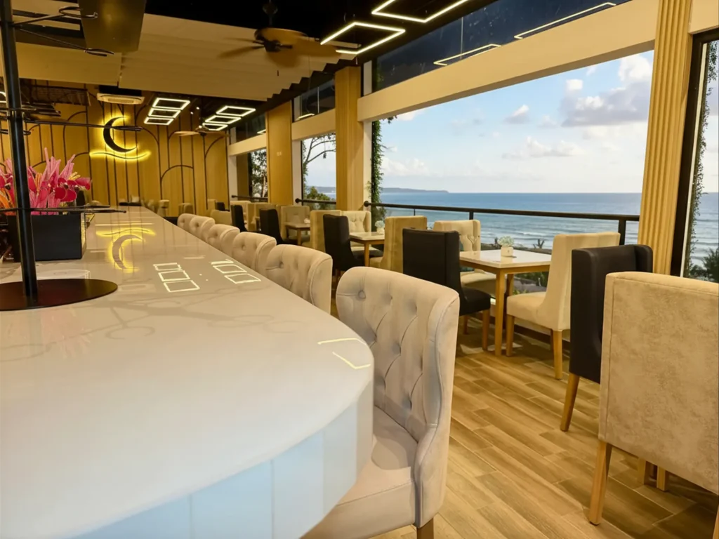 Restaurantes cerca del Malecón de Manta con vista al mar y ambiente gastronómico