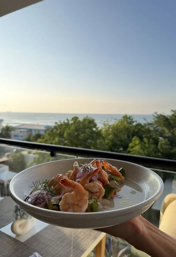 Camarones ceviches y platos de mar en Manta