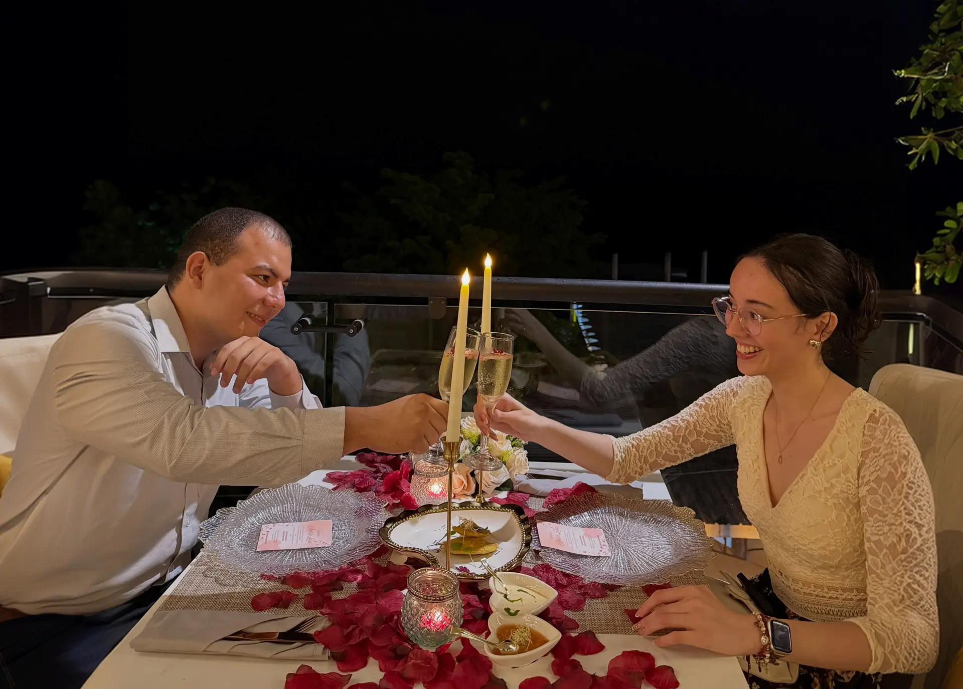 Cuánto cuesta cenar en un rooftop de Manta Ecuador